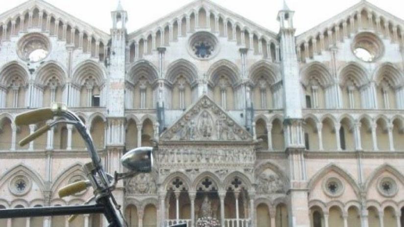 Ferrara Bike Tour con Le Guide d'Arte - 27 settembre